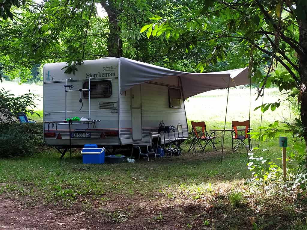 emplacement-camping-car-rocamadour-1